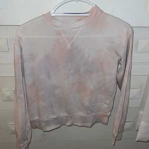 Kohl’s cropped tie-dye crewneck